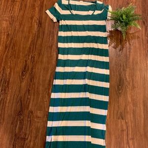 // j.crew striped maxi dress //